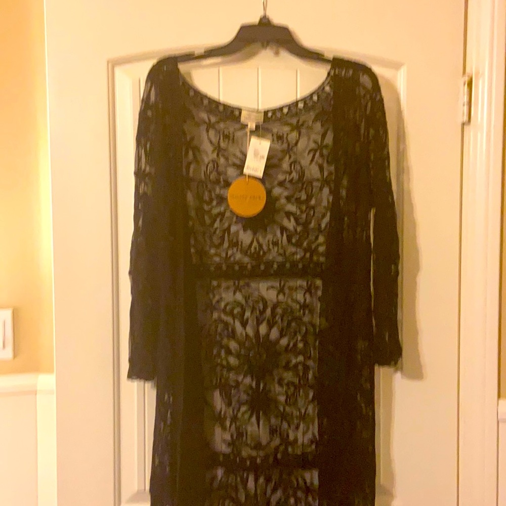 Black embroidered duster